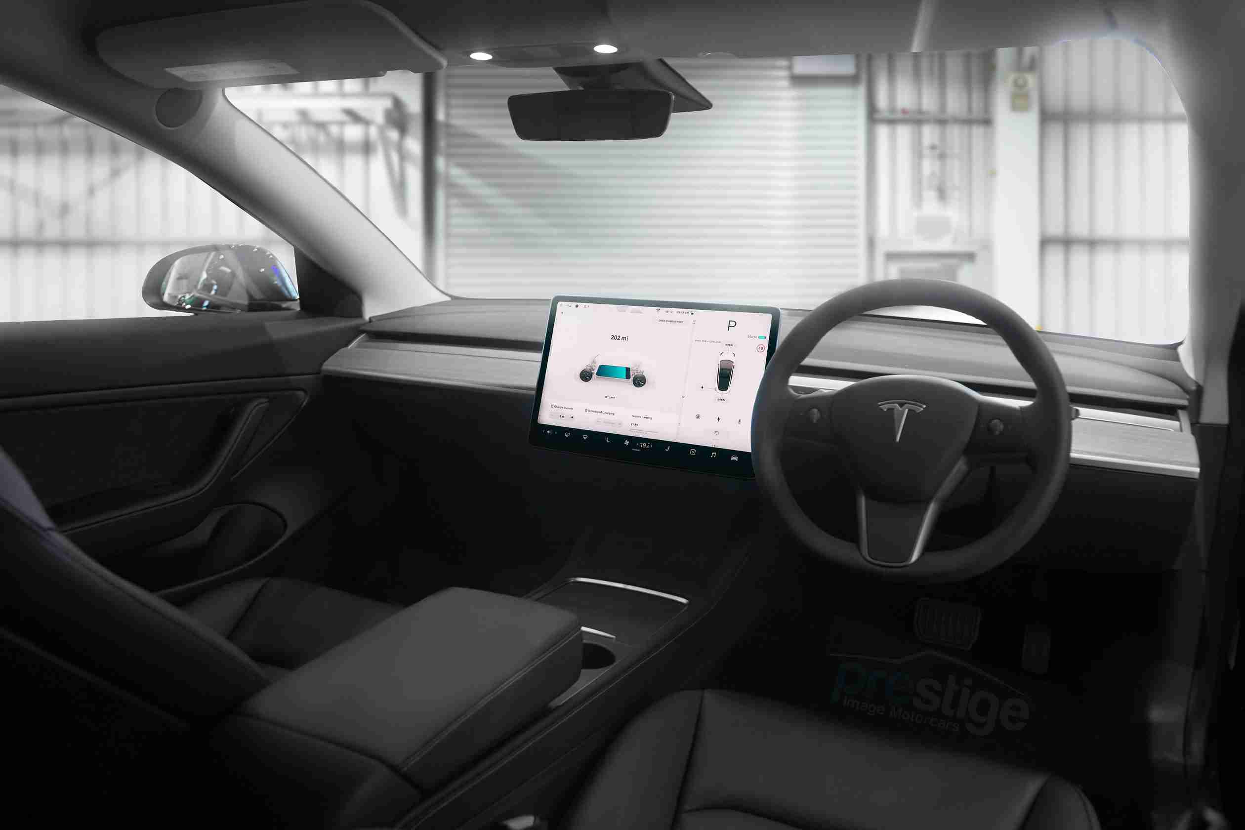 Interior Tesla Model 3 Facelift